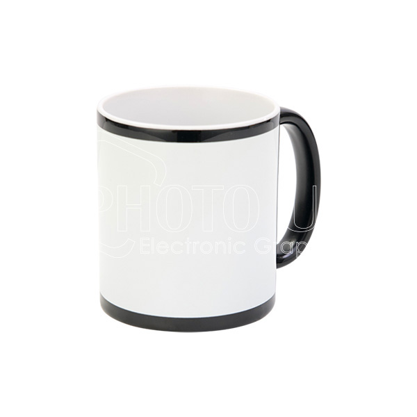 Black-cup-white-paper-600-1.webp