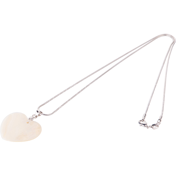 Heart-Shaped-Shell-Necklace-1.jpg