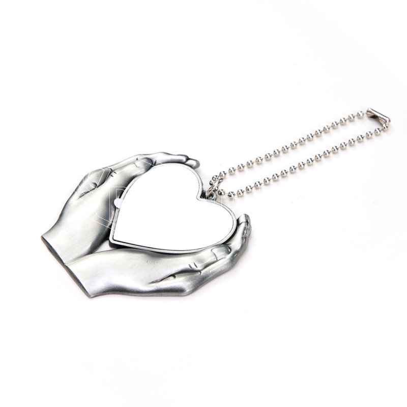 Metal-pendant-800-7.jpg