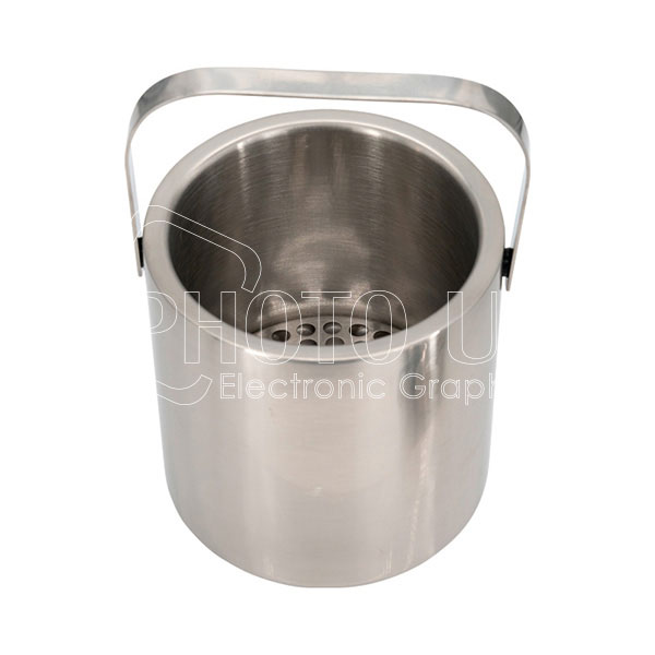 an-ice-bucket-silvery-600-6.jpg